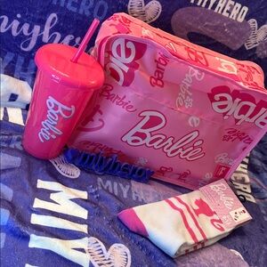 Barbie Logo Vibrant Pink Travel bag with Tumbler and Socks